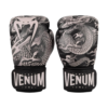Venum Dragon Flight Boxhandschuhe in der Farbe Schwarz mit Drachenprint in Sandfarben